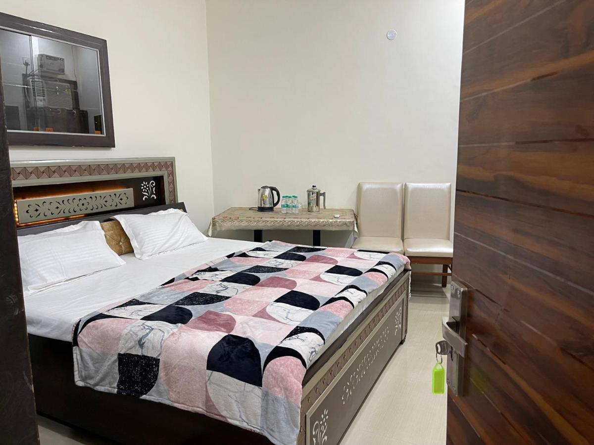 Homestay Comforts 500M From Amritsar Airport Kültér fotó