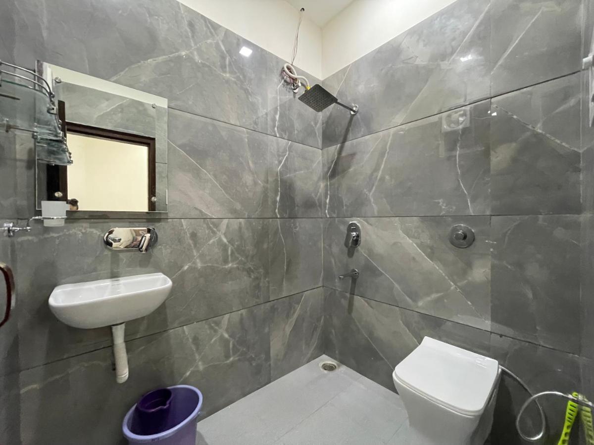 Homestay Comforts 500M From Amritsar Airport Kültér fotó