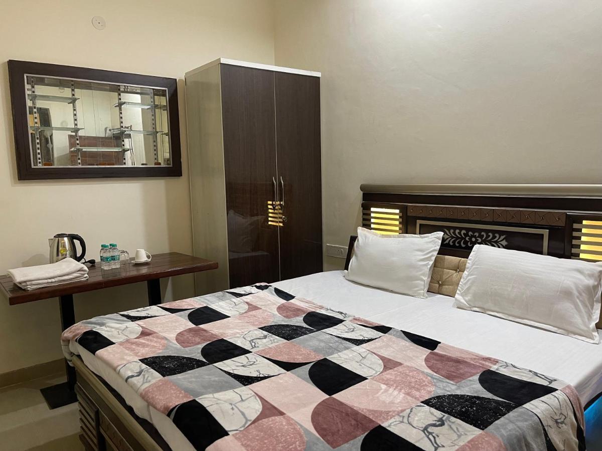 Homestay Comforts 500M From Amritsar Airport Kültér fotó