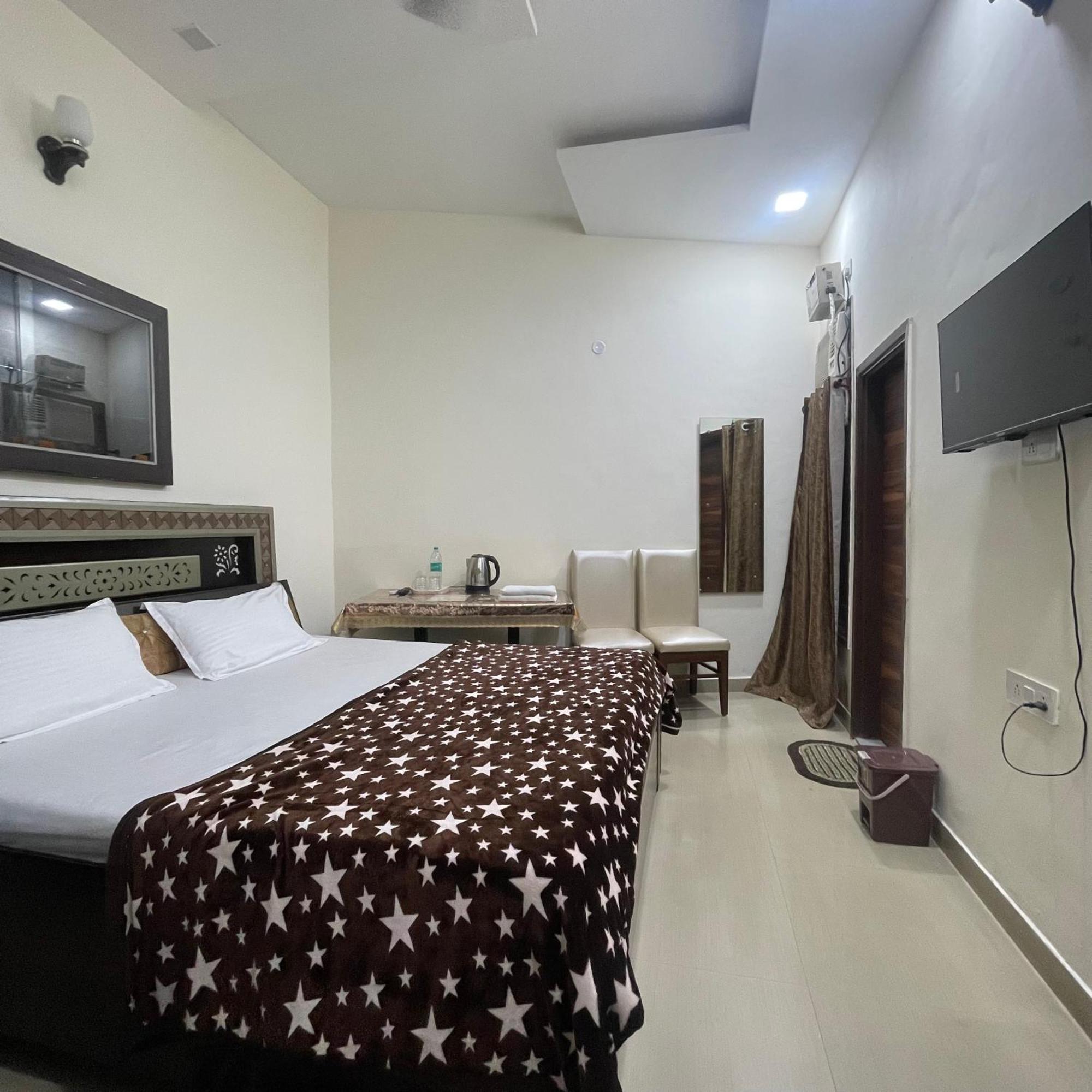 Homestay Comforts 500M From Amritsar Airport Kültér fotó