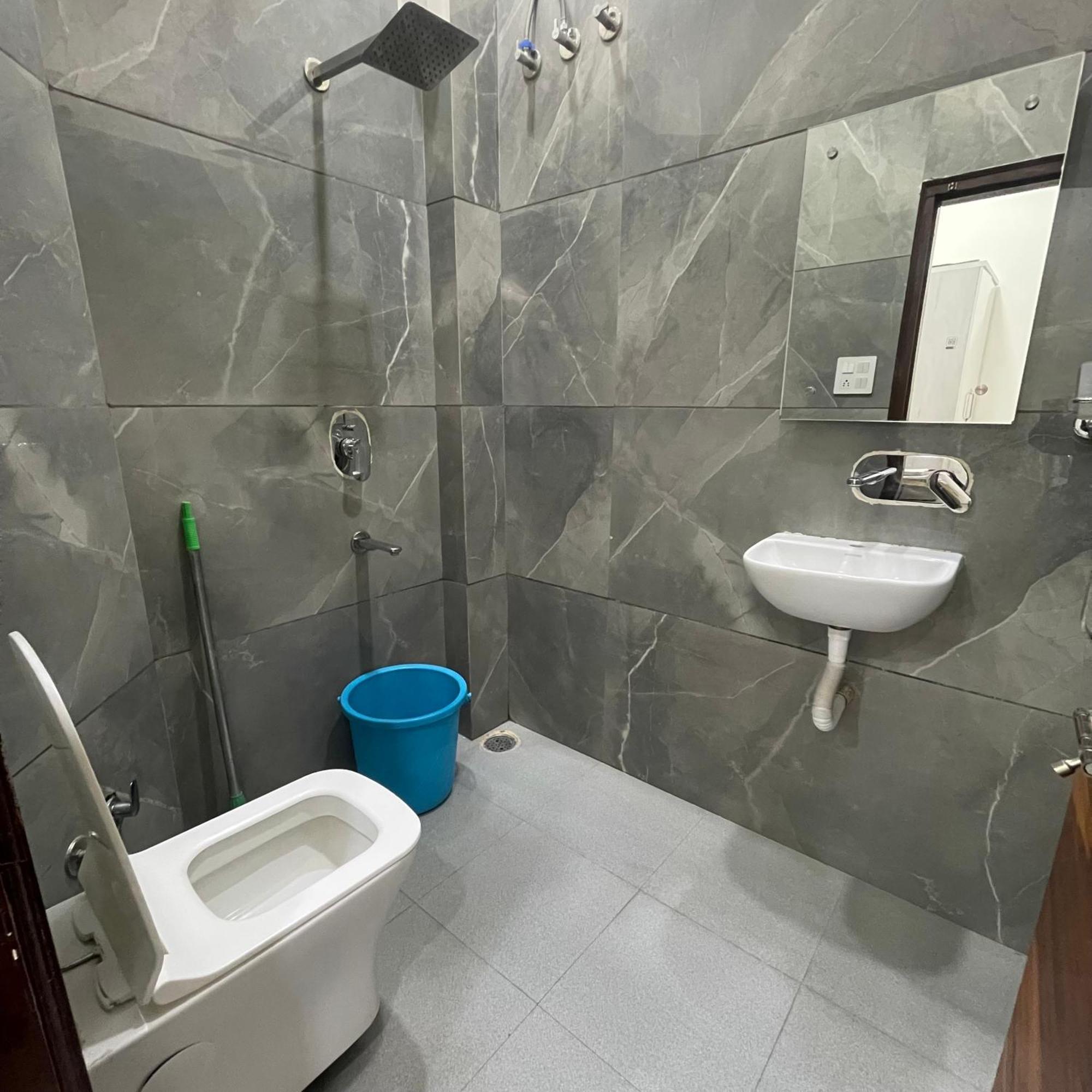Homestay Comforts 500M From Amritsar Airport Kültér fotó