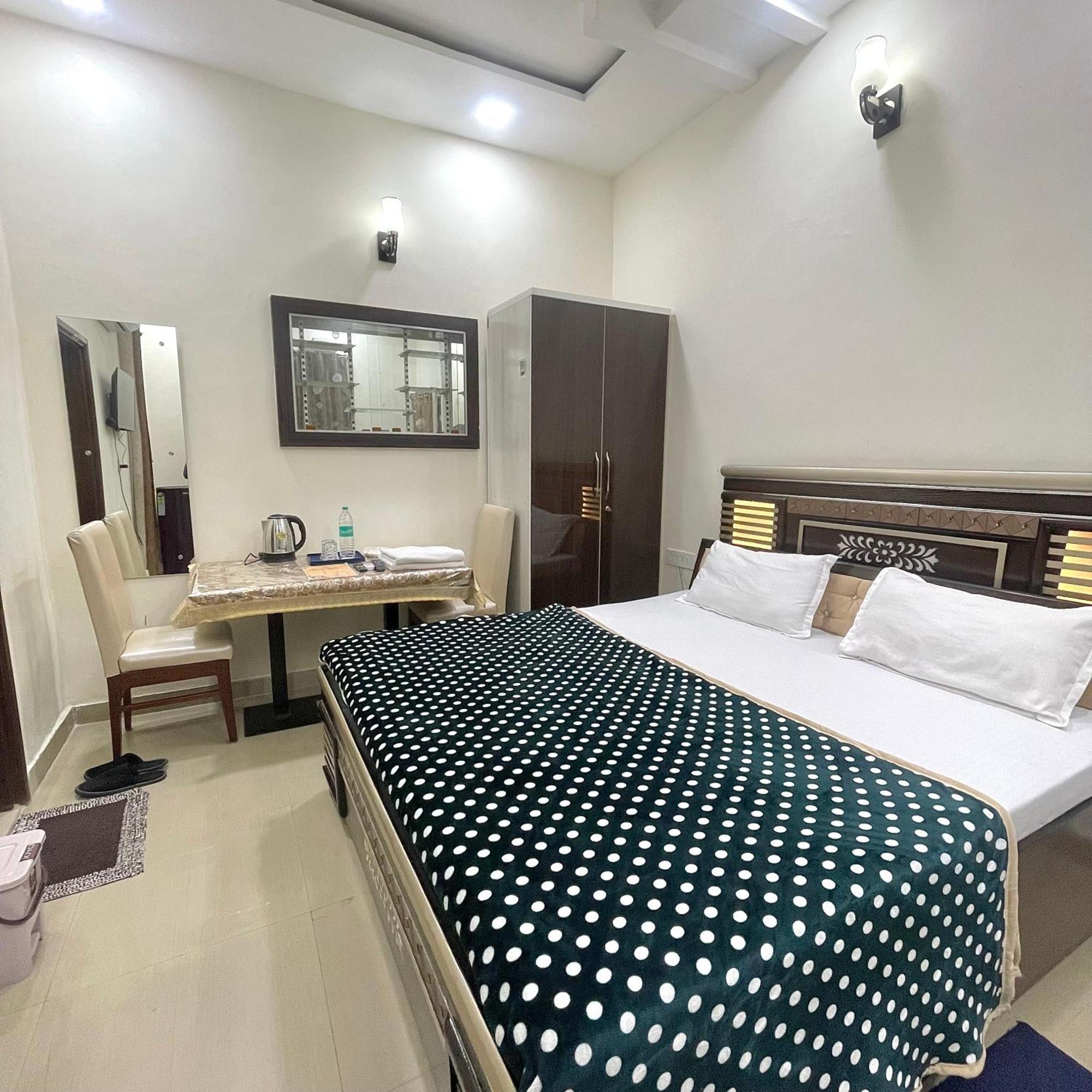 Homestay Comforts 500M From Amritsar Airport Kültér fotó